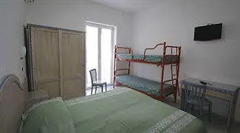 Erade Bed and breakfast